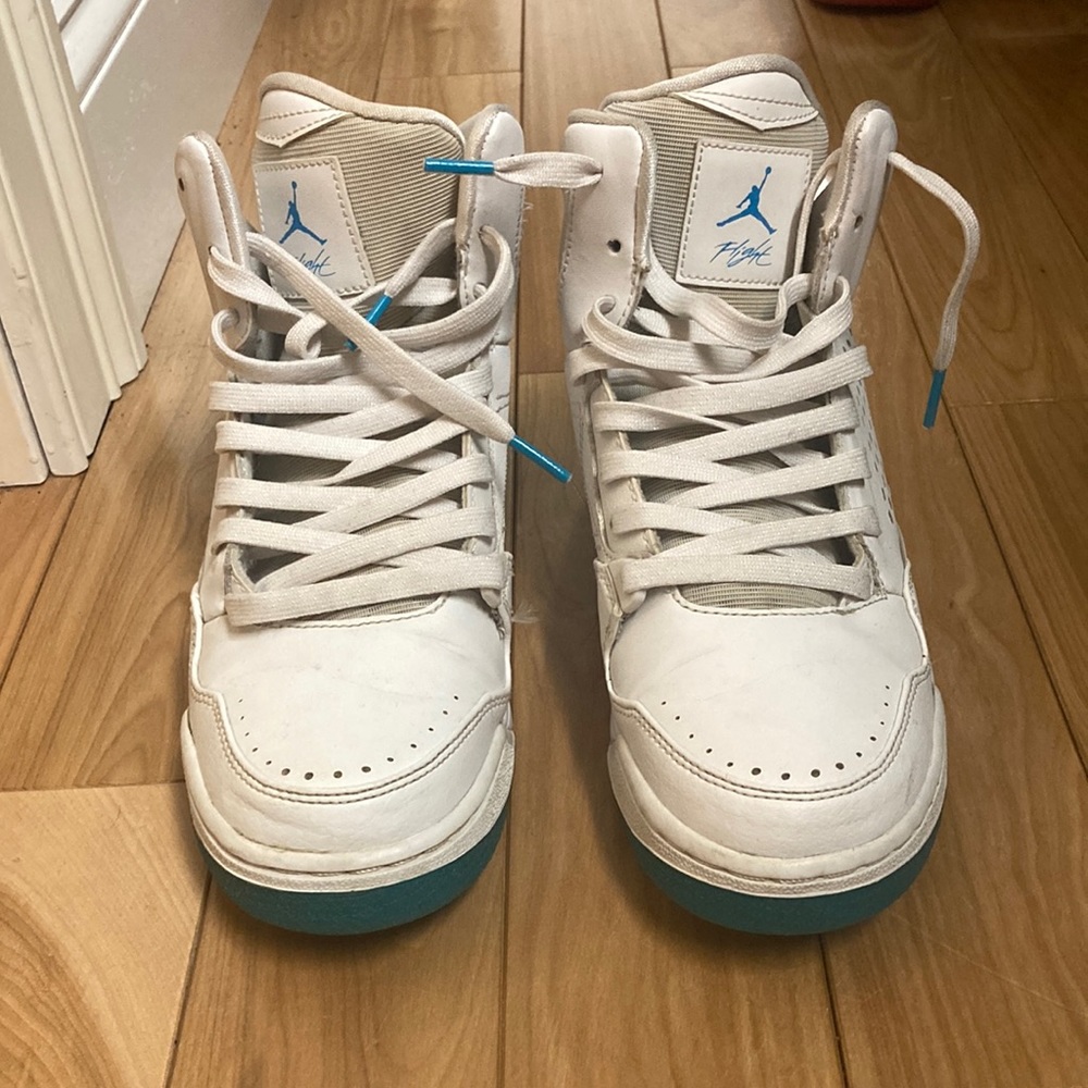Nike Jordan Sc-3 prem. White powder blue